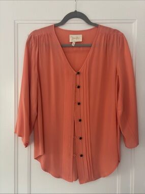 Yumi Kim silk peach / coral Button-Front Women’s Top
